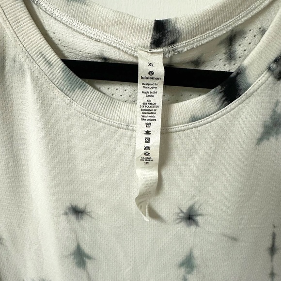 XL Lululemon Tank Top - Picture 2 of 3